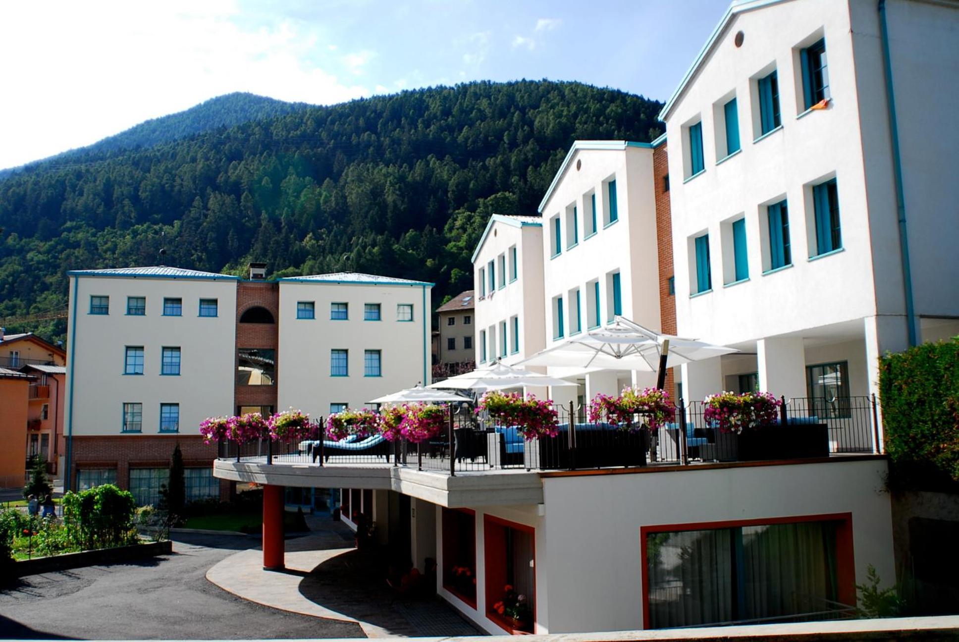 Hotel Sole 말레 외부 사진